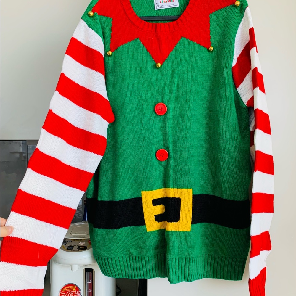 Christmas elf (oversized) sweater w jingle bells